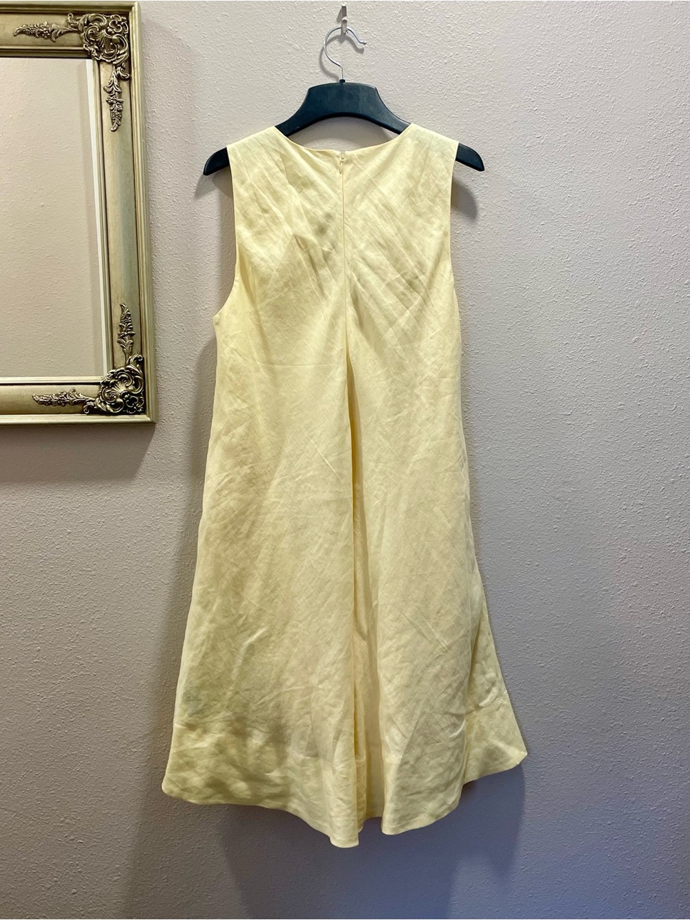 Banana Republic Linen Yellow V-Neck Sleeveless Shift Dress - Picture 6 of 8
